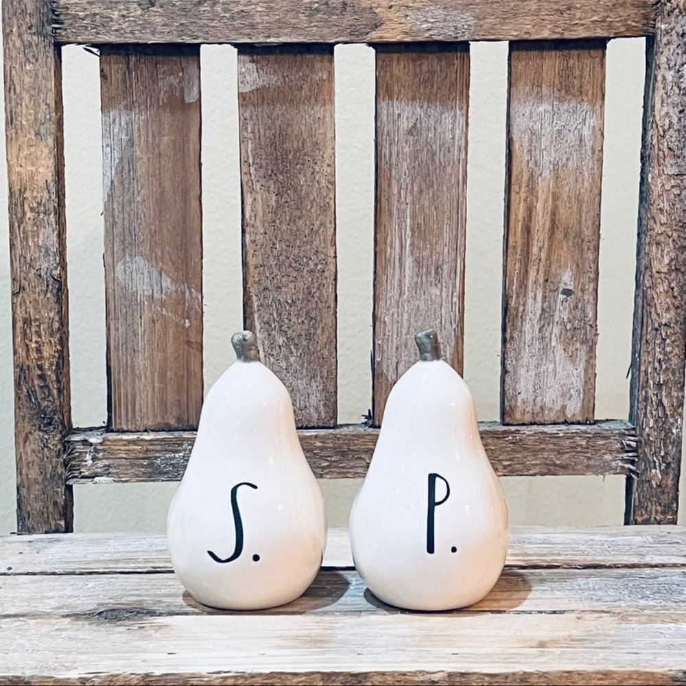 Rae Dunn Pear Salt and Pepper.